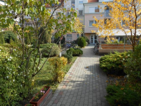 Гостиница Márti 3 Bedroom Apartment  Дебрецен